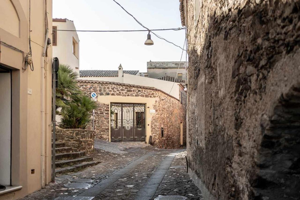 Domo Orise Alloggio In Pieno Centro Orosei Exterior foto